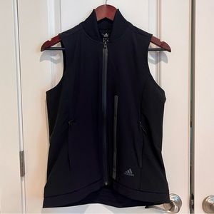 Adidas running golf tennis vest NWOT size XS